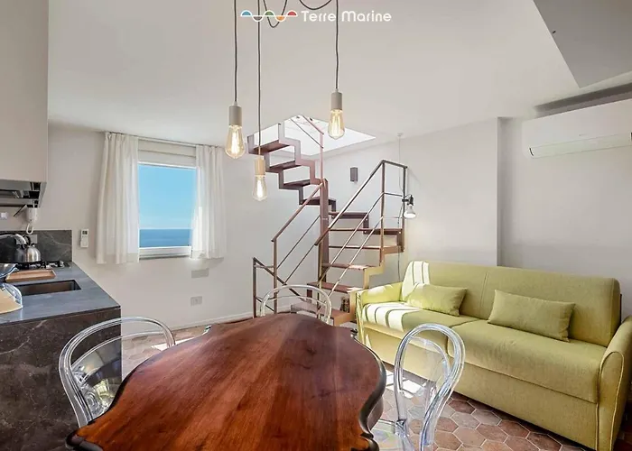 Mareamore, Terremarine Apartament Volastra